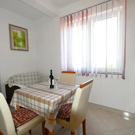 Guest house 239 Lopar