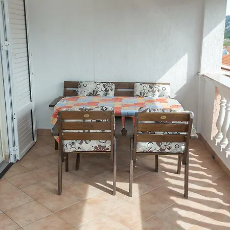 239 Guest house Lopar