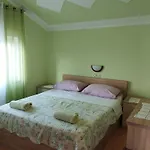 239 3*