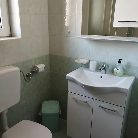 Πανσιόν 239 Lopar