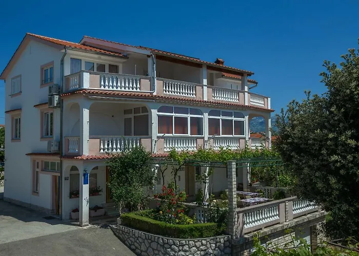 Guest house 239 Lopar